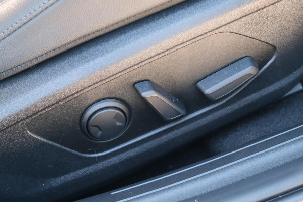 2024 MY25 Hyundai i30 CN7.V2 Premium Sedan Image 15