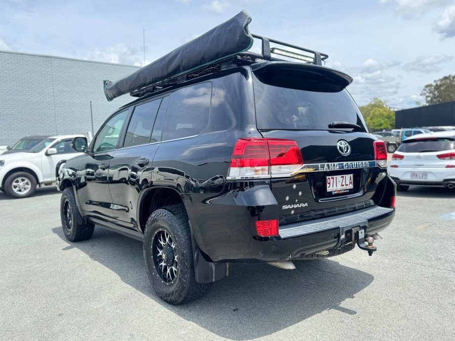 2019 Toyota LandCruiser VDJ200R VX SUV Image 10