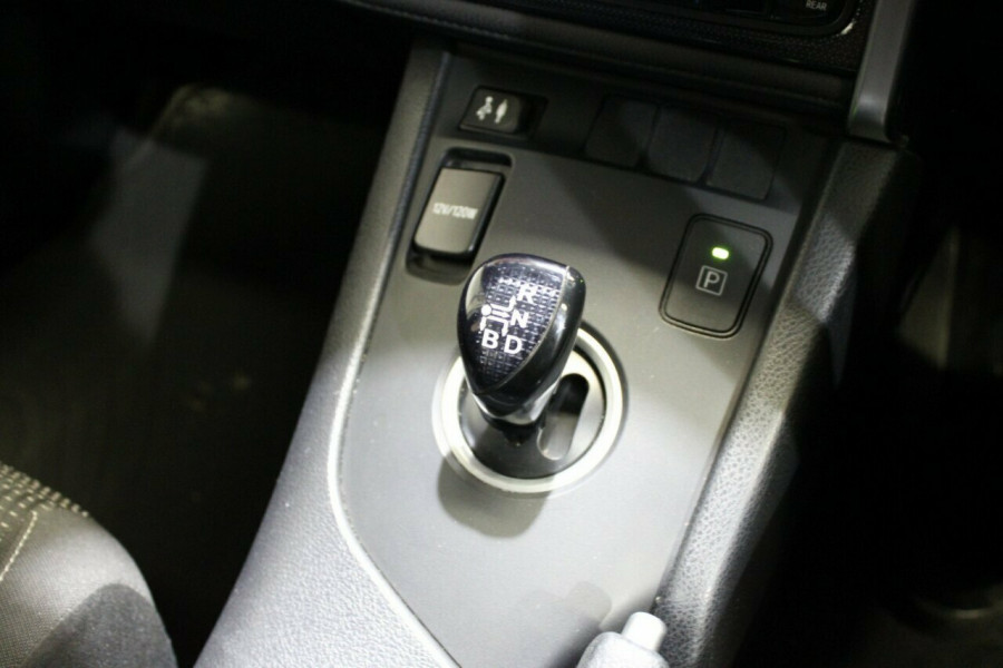 2016 Toyota Corolla ZWE186R Hybrid Hatch Image 30