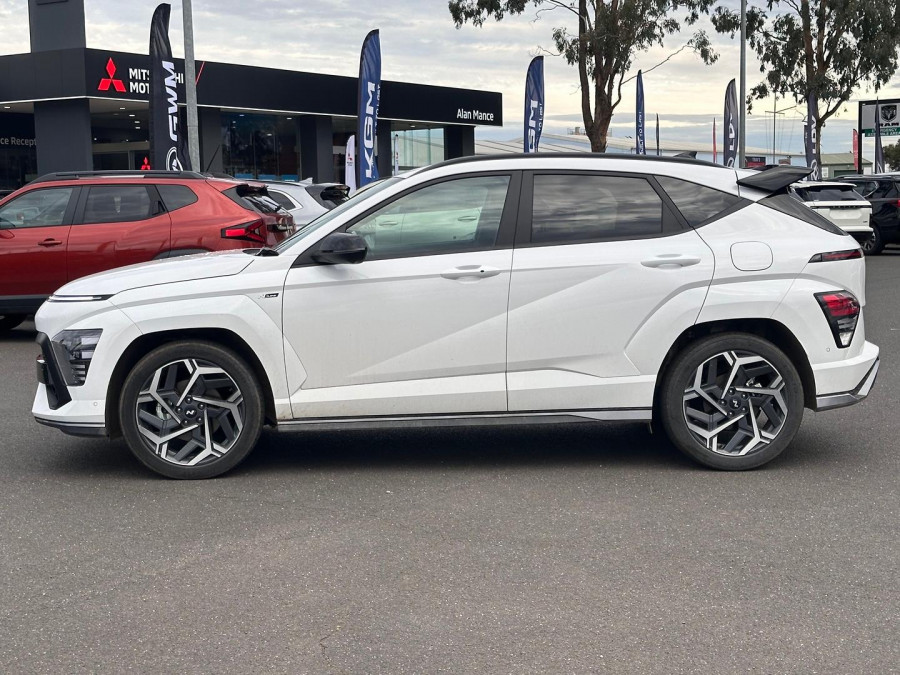2023 MY24 Hyundai KONA SX2.V1 Premium SUV Image 5
