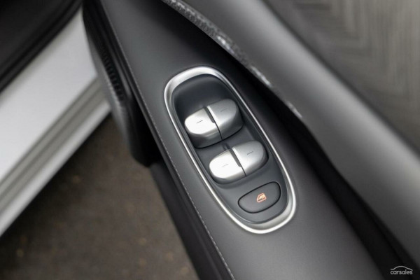 2026 MY25 MG IM6 S12L Performance SUV Image 12