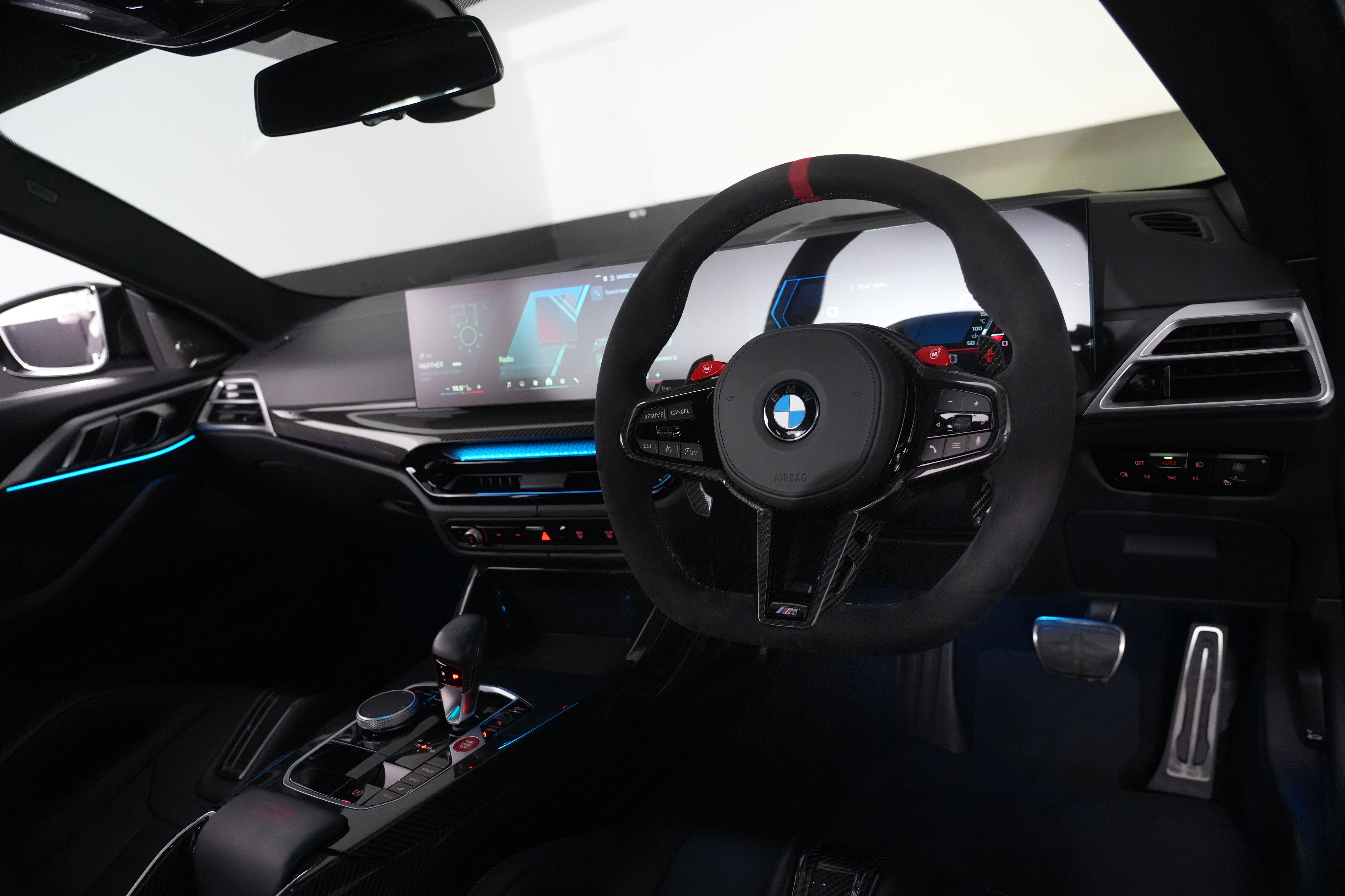 2024 BMW M4 CS Coupe Image 30