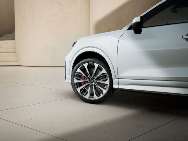 2026 Audi SQ2 GA  SUV image 6