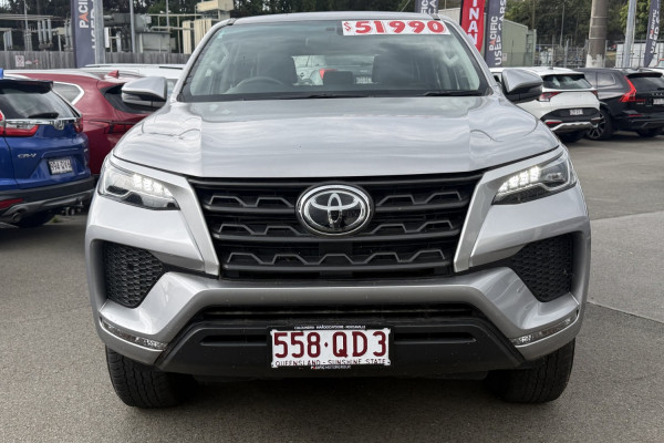 2024 Toyota Fortuner GUN156R GX SUV Image 4
