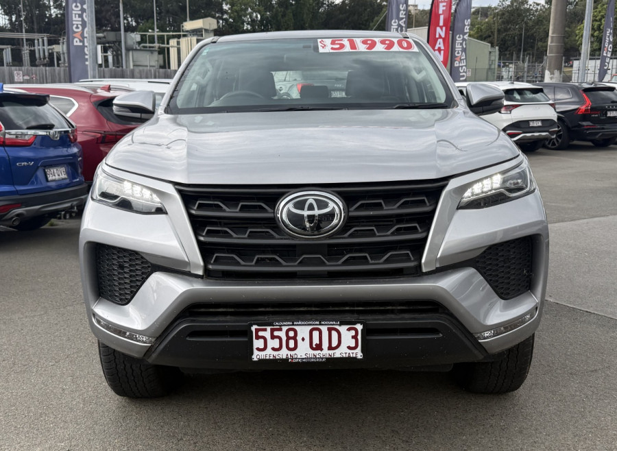 2024 Toyota Fortuner GUN156R GX SUV Image 4