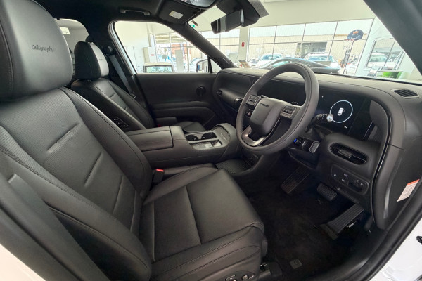 2026 Hyundai Palisade Calligraphy Black Ink SUV Image 12