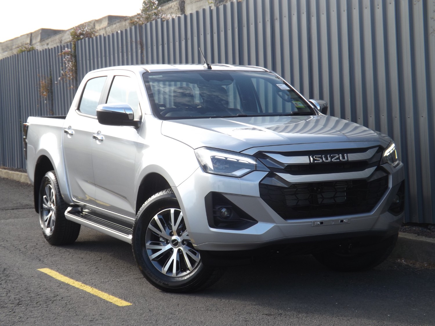 2025 ISUZU D-MAX LS-U HIGH RIDE RG UTE AUTOMATIC 4X2