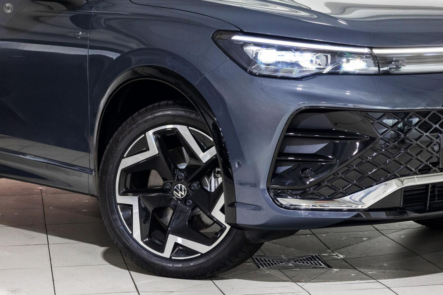 2026 Volkswagen Tiguan CT 150TSI R-Line SUV Image 7