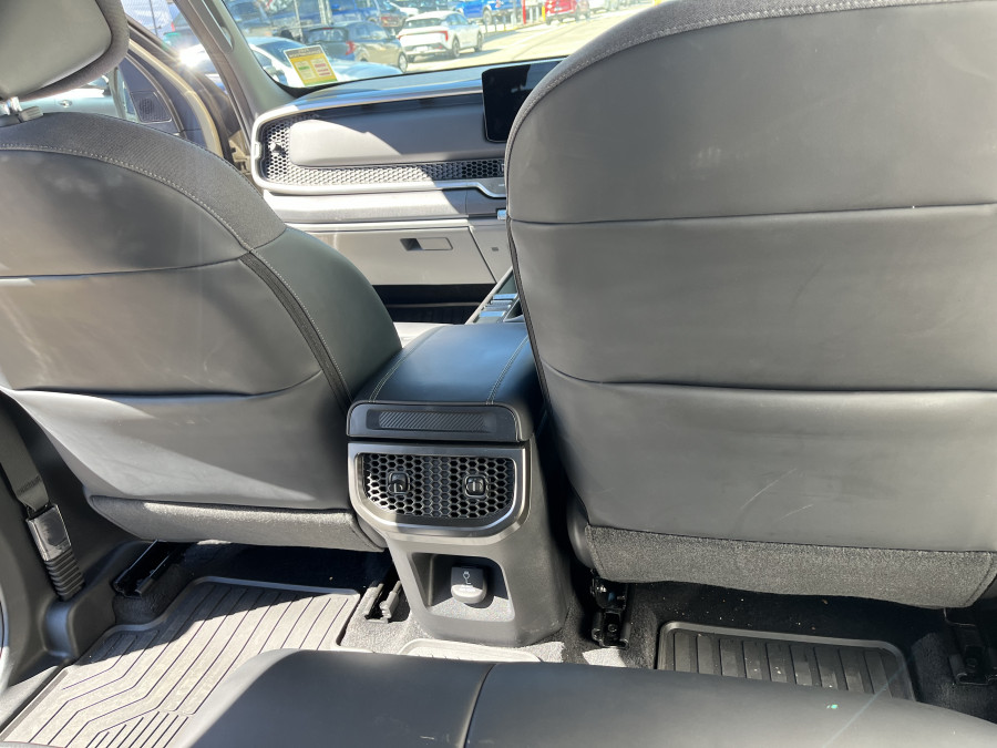 2026 Kia Tasman TK SX+ Ute Image 11