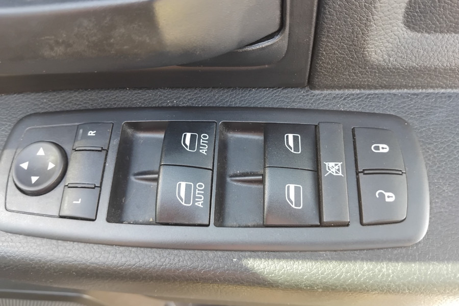 2018 Ram 1500 DS Express Ute Image 14