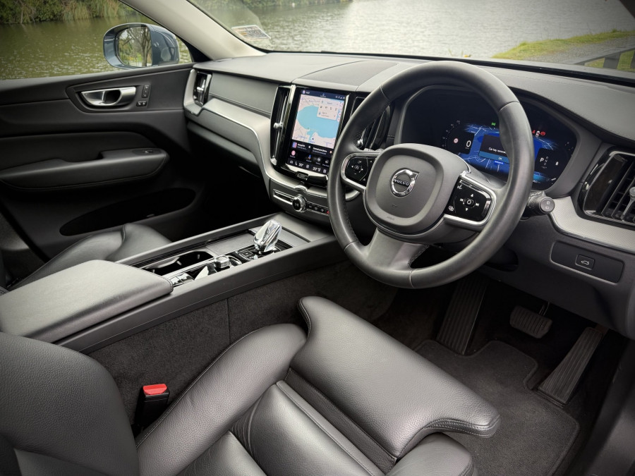 2023 Volvo XC60 UZ Ultimate B5 Bright SUV Image 12