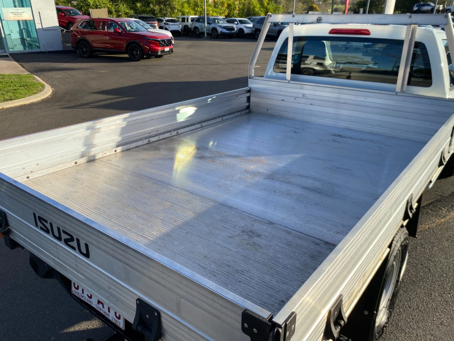 2021 Isuzu D-MAX RG SX High Ride Cab Chassis Image 10