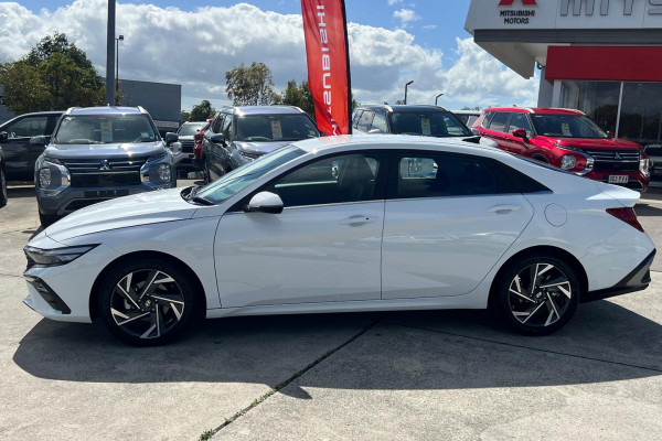 2024 Hyundai i30 CN7.V2 Elite Sedan Image 5