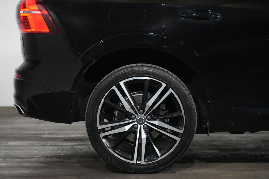 2018 Volvo XC60 UZ T8 R-Design SUV
