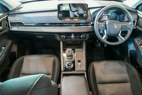 2021 MY22 Mitsubishi Outlander ZM LS 2WD Suv