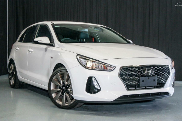 2018 Hyundai i30 PD SR Hatch Image 1