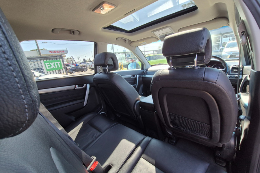 2016 Holden Captiva CG LTZ SUV Image 10
