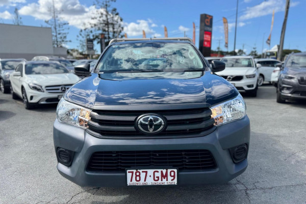 2023 Toyota HiLux TGN121R WorkMate Cab Chassis Image 3