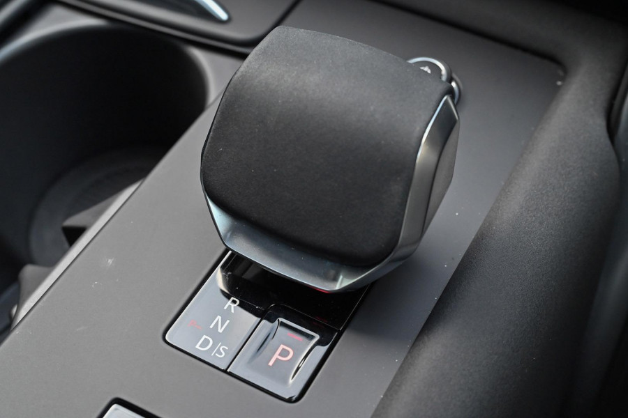 2025 Land Rover Discovery Series 5 D350 Dynamic HSE SUV