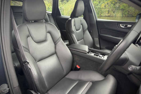 2023 Volvo XC60 UZ Ultimate B5 Bright SUV Image 11