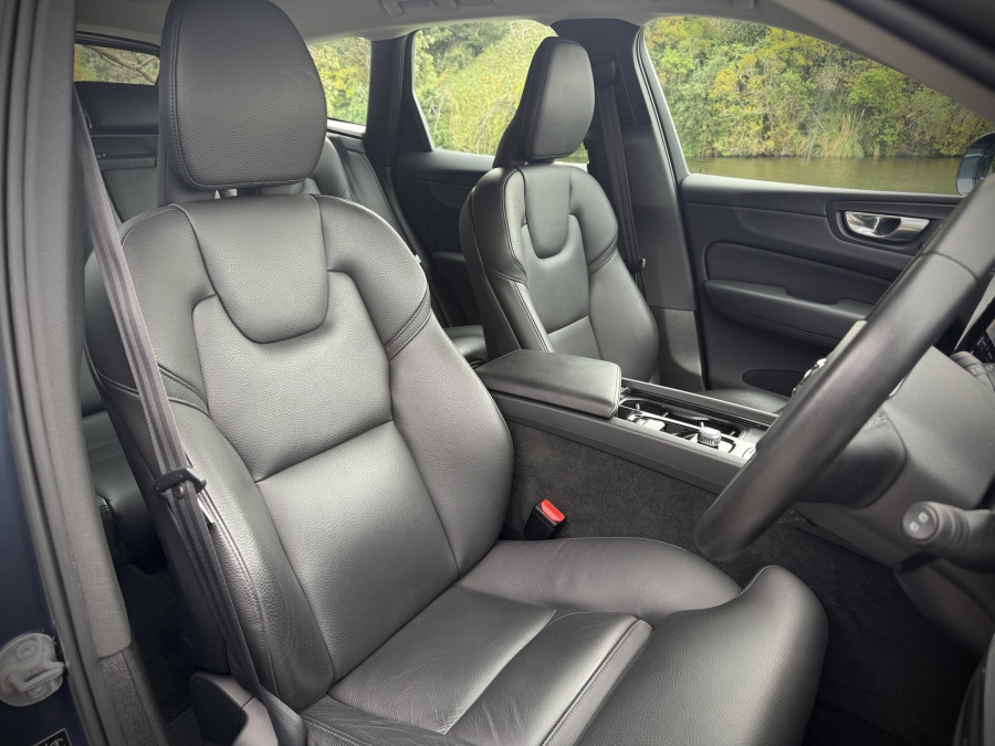 2023 Volvo XC60 UZ Ultimate B5 Bright SUV Image 11