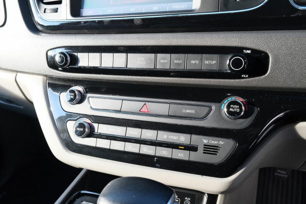 2017 MY18 Kia Carnival YP Platinum Van Image 19