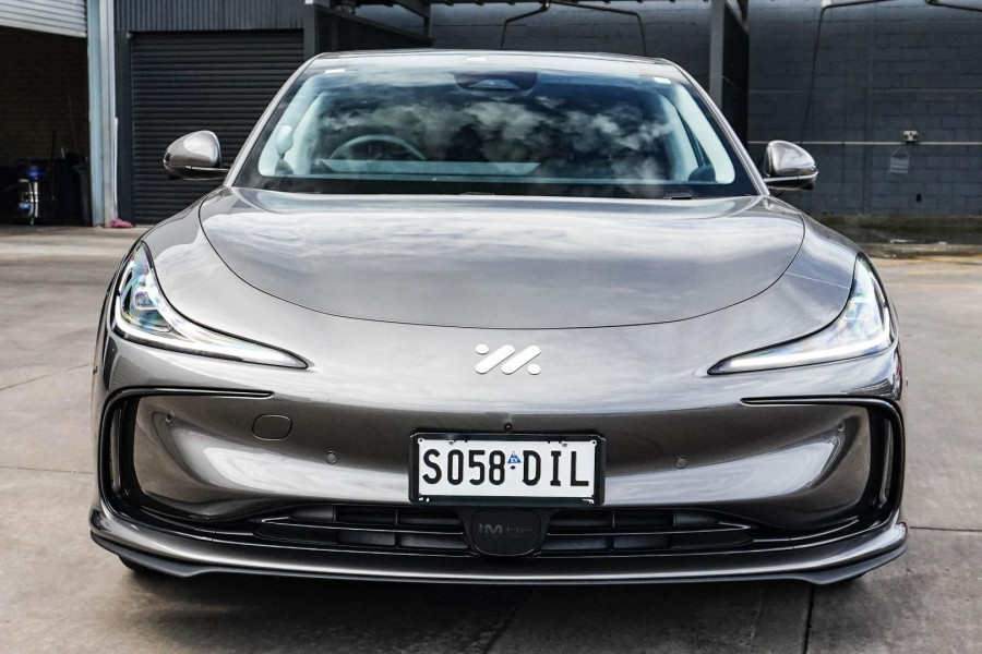 2025 MG IM5 P12L Performance Hatch Image 2