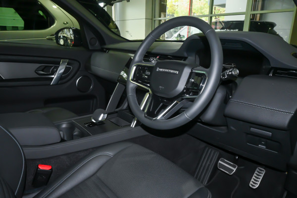 2025 MY25.5 Land Rover Discovery Sport L550 P250 Dynamic SE SUV image 7