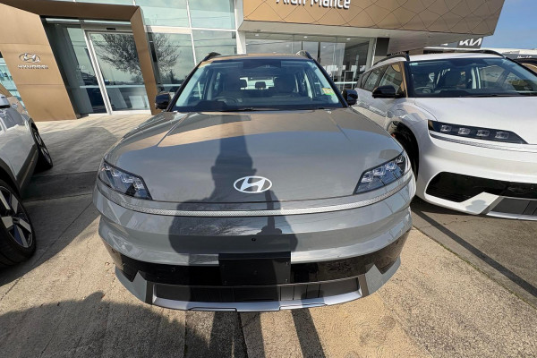2026 Hyundai ELEXIO OE1.V1  SUV Image 2