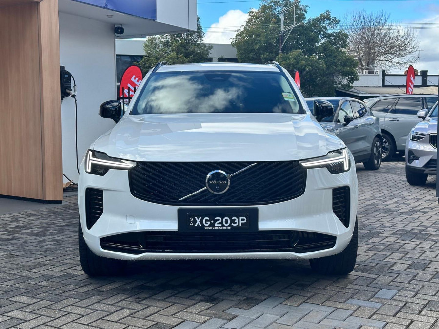 2026 Volvo XC90 L Series Ultra B5 Dark SUV Image 33