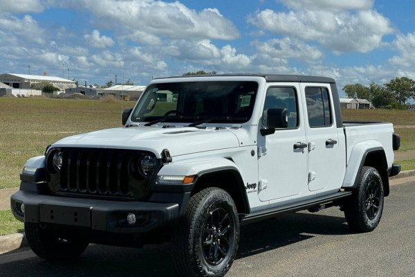 2023 Jeep Gladiator JT Night Eagle Pickup