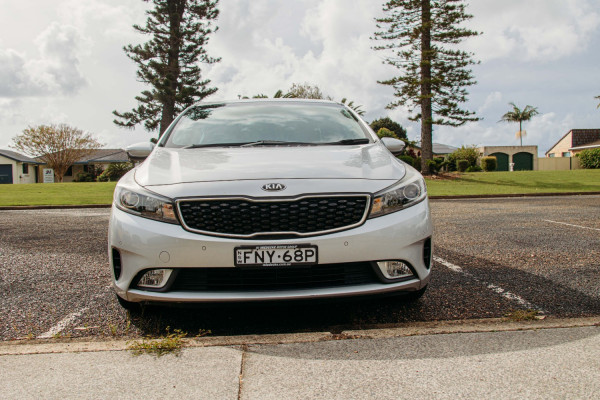 2016 MY17 Kia Cerato YD S Hatch Image 5
