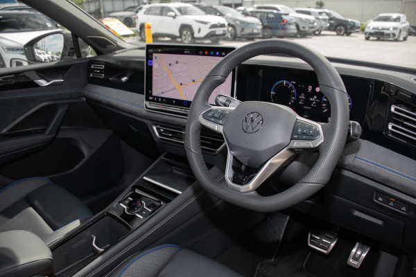 2026 Volkswagen Tiguan CT 200TSI eHybrid R-Line SUV Image 6