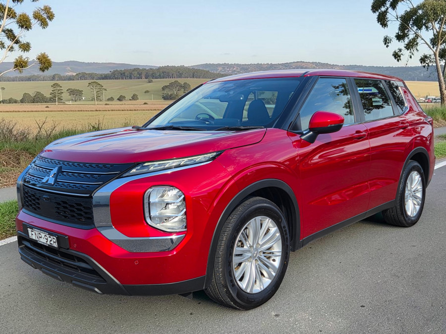 2022 MY22.5 Mitsubishi Outlander ZM ES SUV Image 3