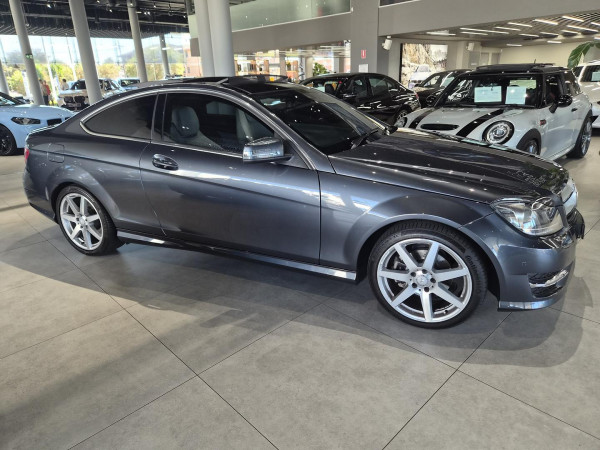 2014 Mercedes-Benz C-Class C204 C250 Coupe image 10
