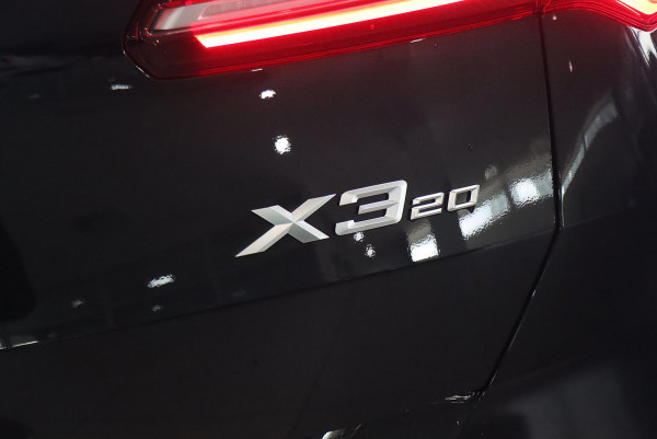 2025 BMW X3 G45 20 xDrive SUV image 5