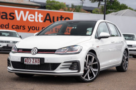 Volkswagen Golf GTi 7.5
