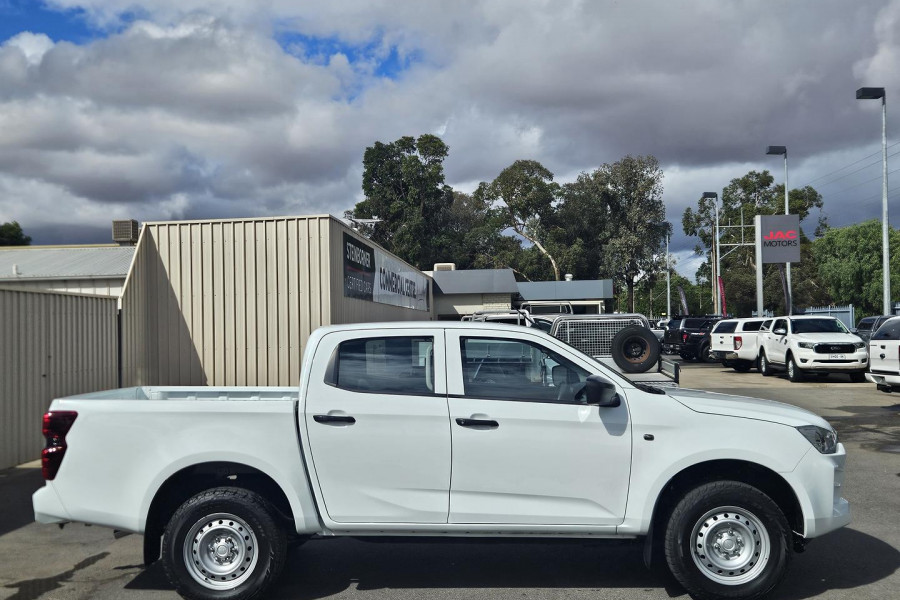 2021 MY22 Isuzu D-MAX RG SX High Ride Ute Image 9
