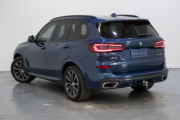 2022 BMW X5 xDrive30d SUV image 9