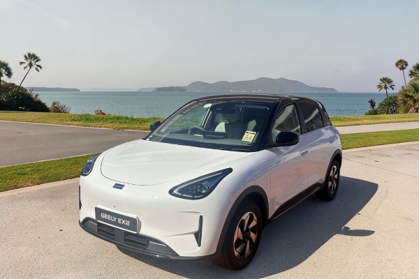 2026 Geely EX2 E22H Inspire Hatch Image 1