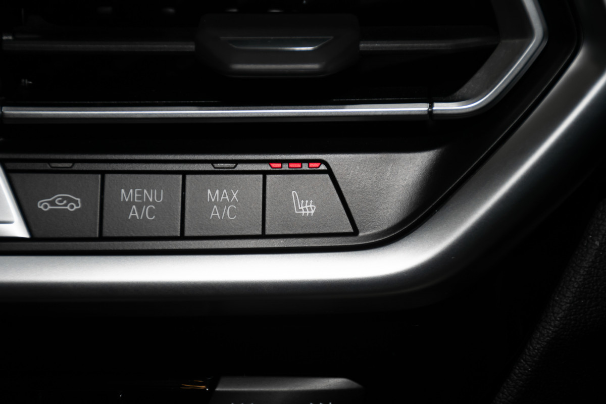 2022 BMW X4 M40i SUV