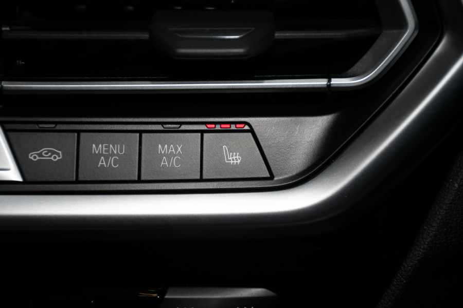 2022 BMW X4 M40i SUV Image 20