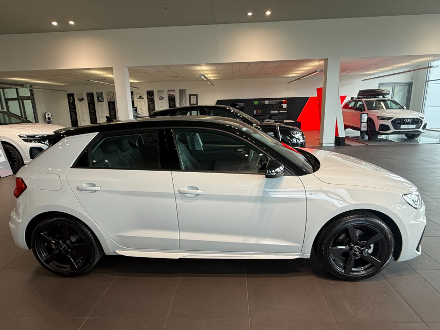 2025 Audi A1 GB 35 TFSI S line Edition Hatch Image 2
