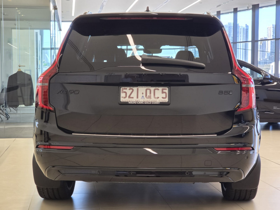 2026 Volvo XC90 L Series  Black Edition SUV Image 5