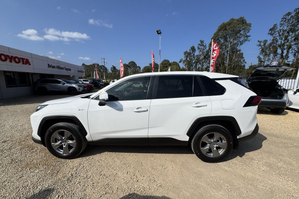 2025 Toyota RAV4 AXAH54R GX SUV Image 23