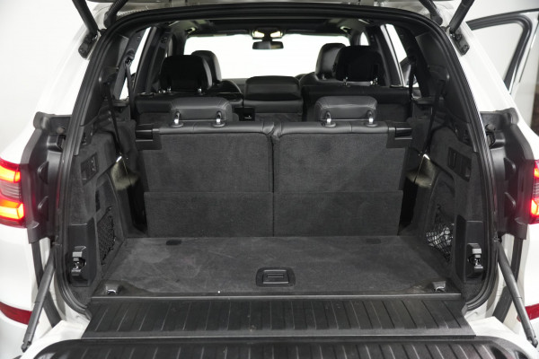 2022 BMW X5 xDrive30d SUV Image 28