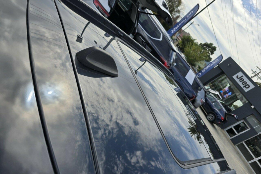 2023 Jeep Compass M6 S-Limited SUV Image 9