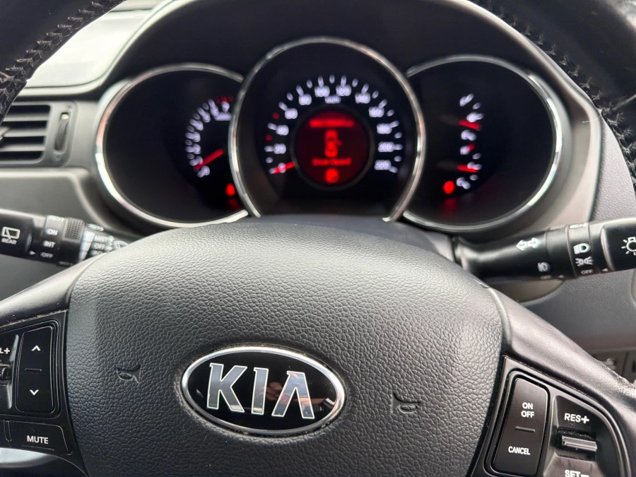 2014 Kia Rio IHS6D2A1FGG829 Si Hatch Image 5