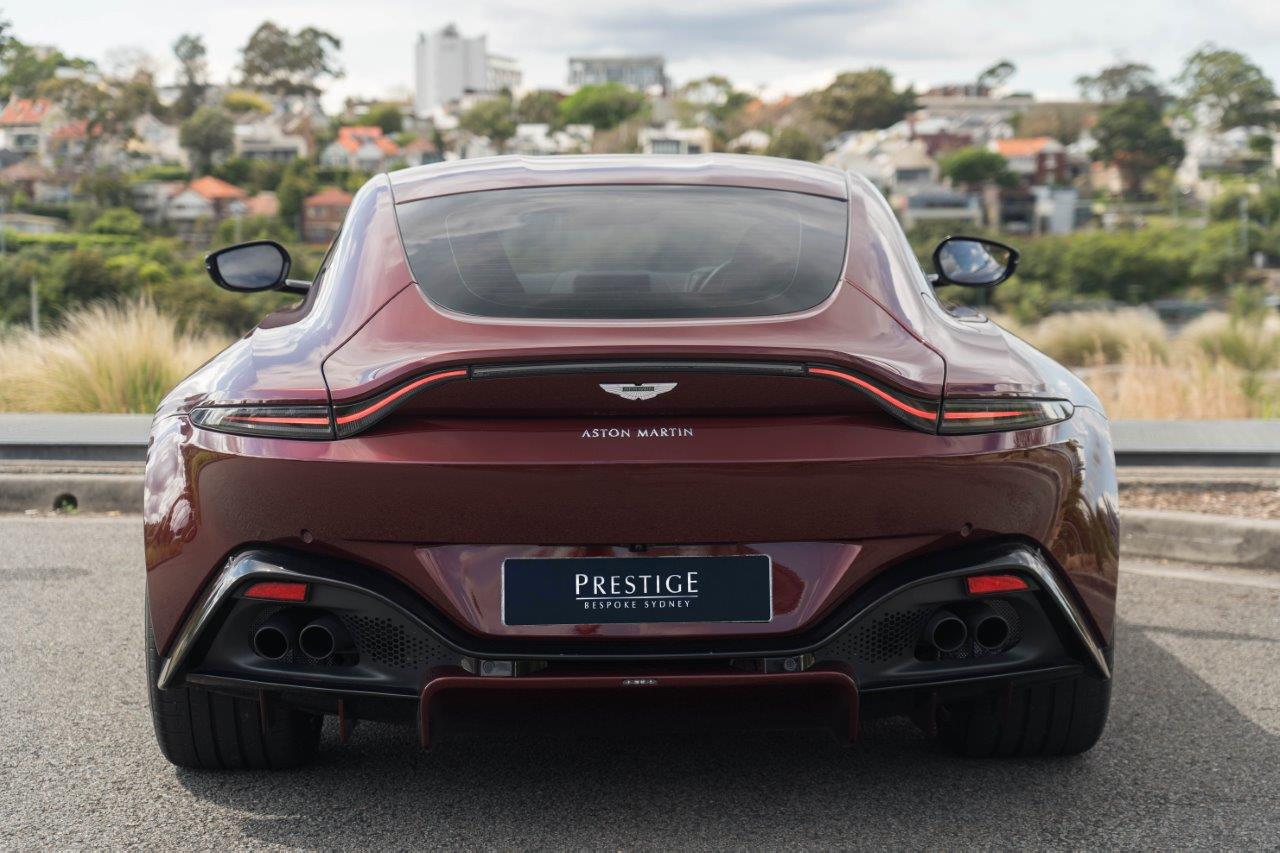 2022 Aston Martin Vantage  Coupe Image 6