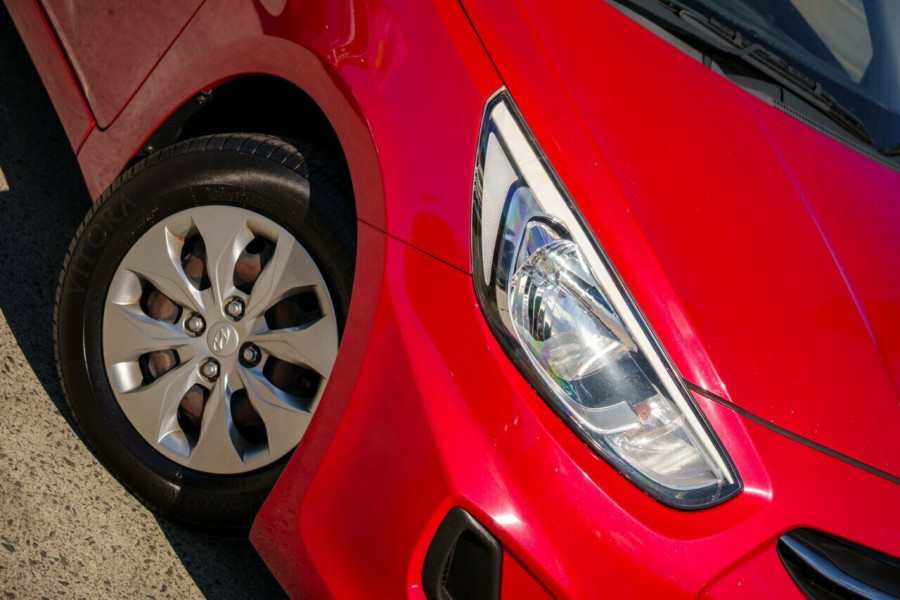 2016 Hyundai Accent RB4 Active Hatch Image 6